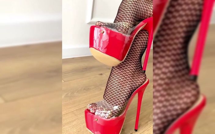 Georgia cross: Red High Heels Mistressxxx