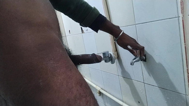 DesiDarkArt: Nepali Boy Hand Sex with Bathroom