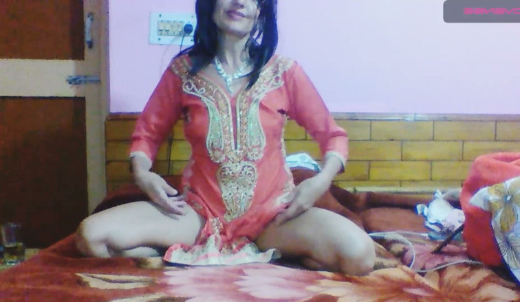 Bolly Karma: 私は一気にセックスできる彼女を見ていました