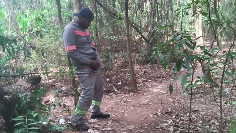 TheBlacKHunterr: Zastavil jsem se u laguny, abych si udělal a