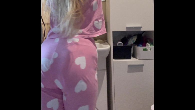 Inga lillypop girl: Morgen striptease für papi