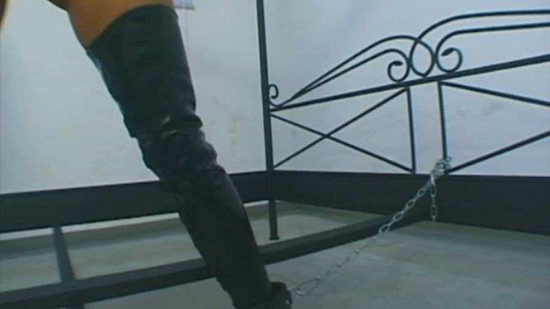 Absolute BDSM films - The original: Dominierendes dehnen, muschi-fingern