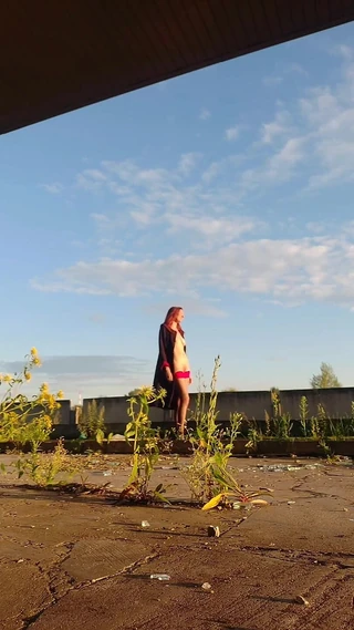 GinnaGg: It's a Beautiful Sunny Day and I'm in Beautiful Stockings