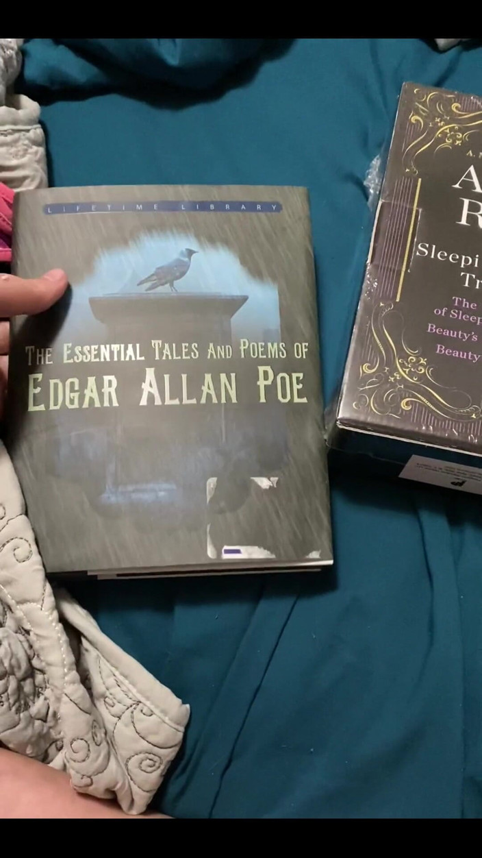 Sara Star: What Should I Read First?