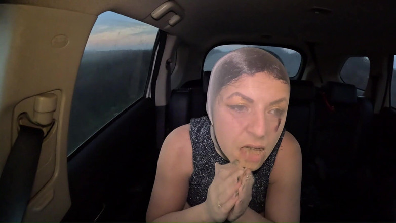 MilfyCalla: Rischioso Viaggio Pubblico in Collant Completo Rivestito Bambola Di Nylon...