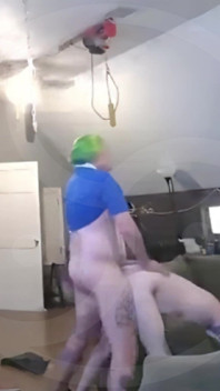 Asiatică cu țâțe mari americană Sissy Tranny Capcană folosită pentru o tobă rapidă cu spermă