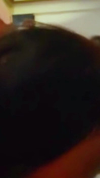 Cuplul face sex dur pe la spate cu un bangla vorbind clar și murdar.