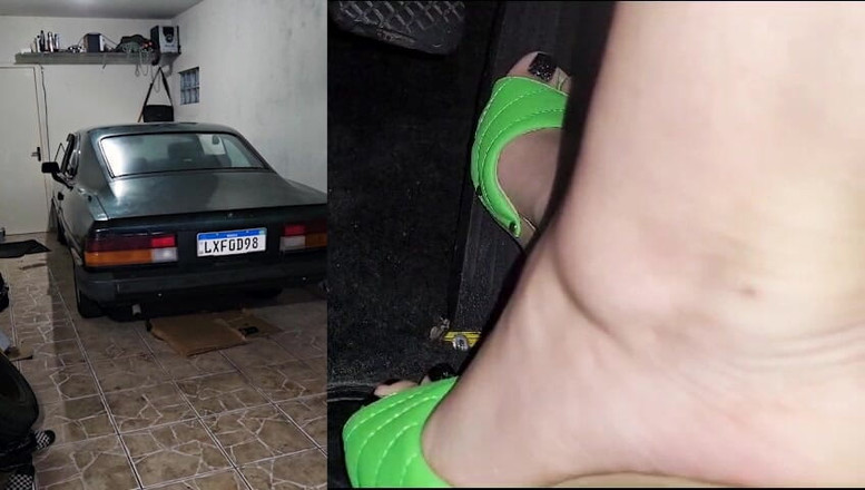 M4ndy: El coche no quiere salir del garaje