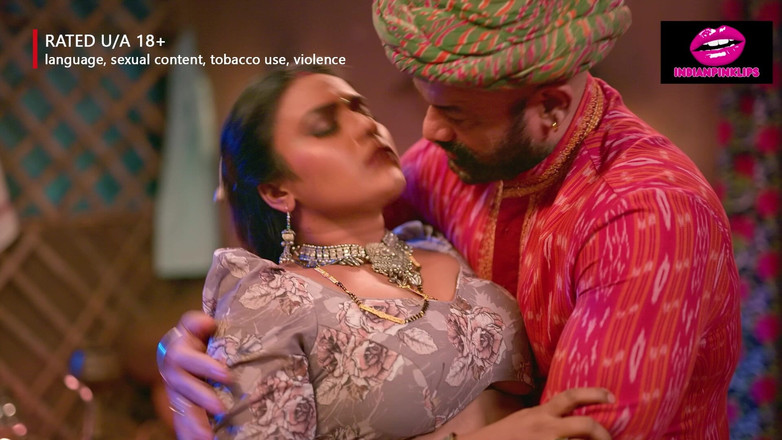 Indianpinklips: 남편을 속이고 남친에게 따먹히는 인도 섹시 바비