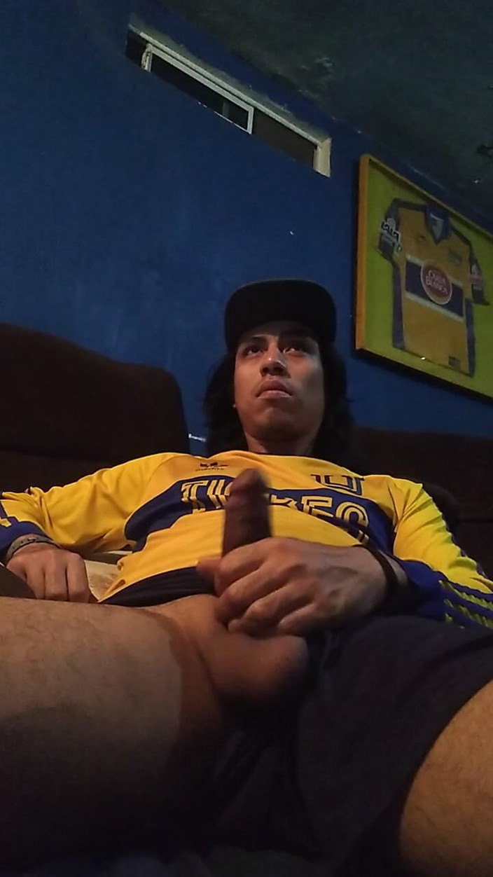 AlexAlejandro13: Monsterschwanz