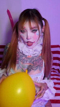 Clown Town Ep.7: Sperm Starved Two-tongue Slut Jesse Gets Wrecked