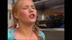 MMV and Eroticplanet Clips: Mon Patron Me Baise Dans L’atelier