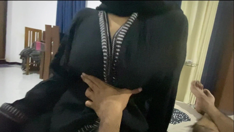 Arabicqueen: Arap Pakistanlı büyük göğüslü kız tek başına basılmış