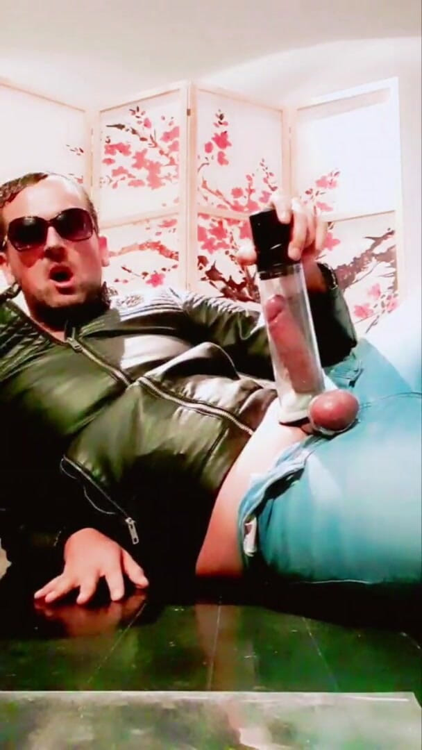 Slutboyben: Slutboyben cam4 đào tạo con cu hàng ngày