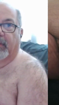 Wanking off While Commenting on Porn