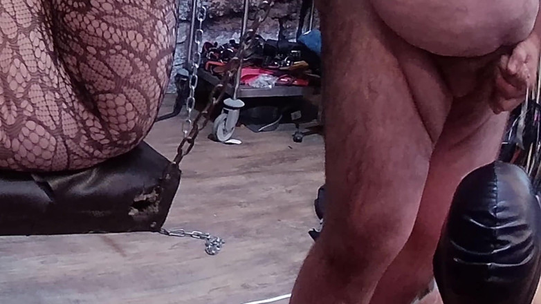 Aaexperiencesltd: Teil 2:- Zars erste Session im Kerker mit Lanista Bear.