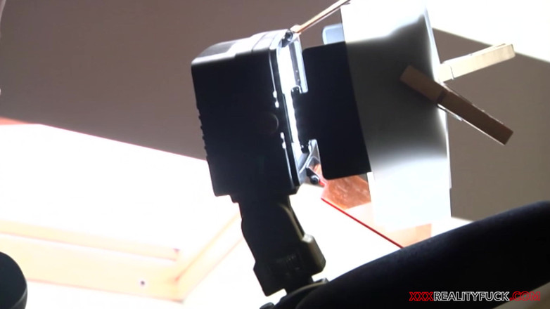 Czech Pornzone: Sexuální návštěva - Kristine Crystalis vs Vicktoria Redd