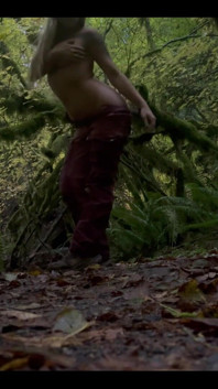 Striptease for Them Trees