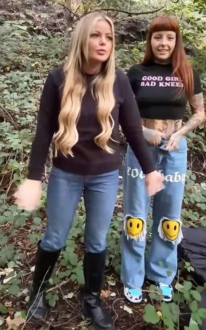 Yourfavecumslut: Zoufalství z čůrání v lese