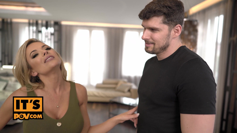 BackdoorPOV: Peituda MILF Shalina Devine goza com estranhos - itsPOV
