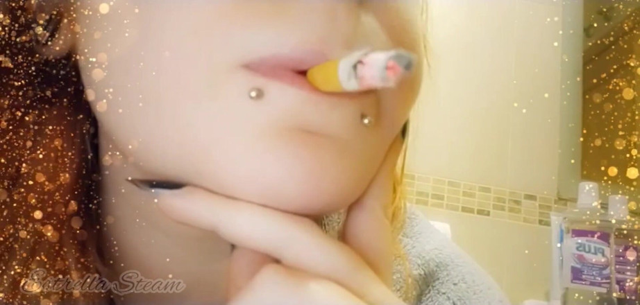 Estrella Steam: My lips provoke you while I smoke
