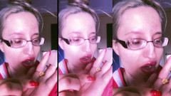 FinDom Goaldigger: Asmr roter lippenstift und Mini-kuchenessen