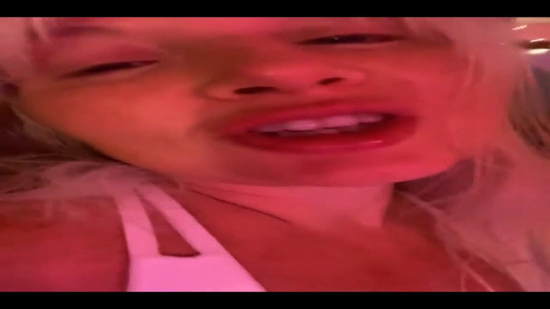 PaintedRose: Głupi Willy Nillie Idk Dlaczego Heck Lol