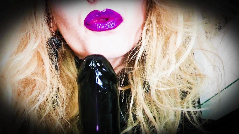 Goddess Celine: Easy Findom Loser