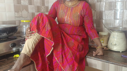 Laxi ammu: Desi on Kitchen