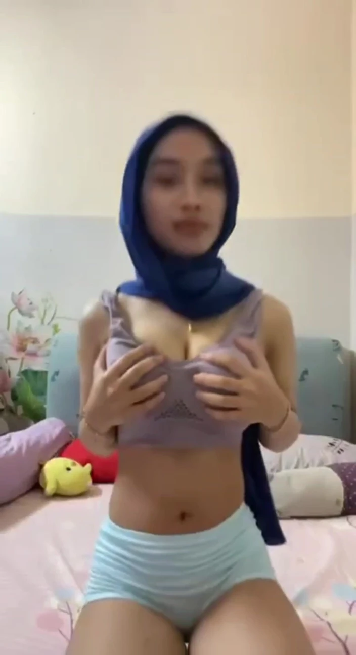 Big Tits Natural