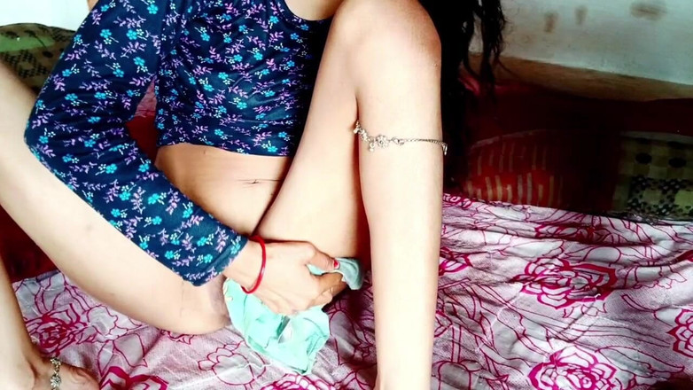 Kimmo: Stepsister Share Bedroom Night Mai Part 2