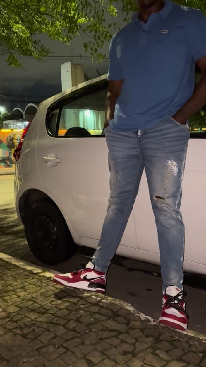 Andreialatina: Gifted Black Man Fucks Trans on the Street