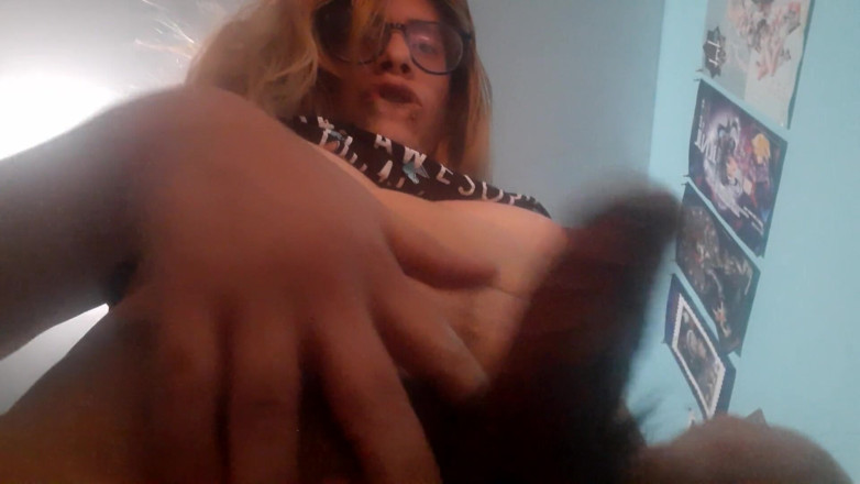 Crystal Phoenix: Jerking off after work