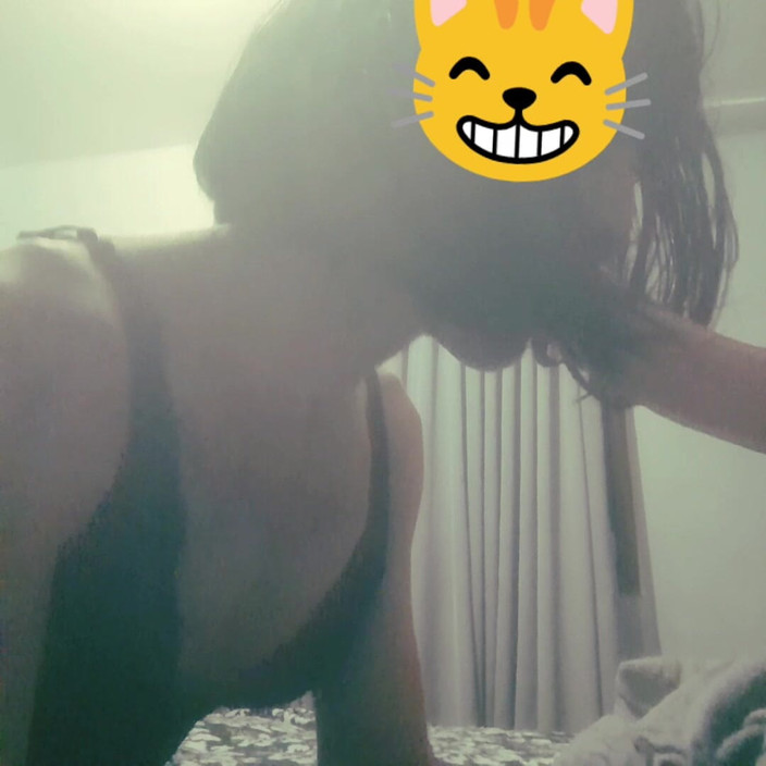 KIARA: Kongkek dalam pantat saya yang dicemari