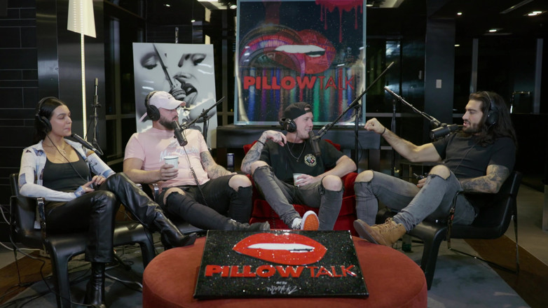 Pillow Talk: Elias Theodorou vždy dominuje v posteli!