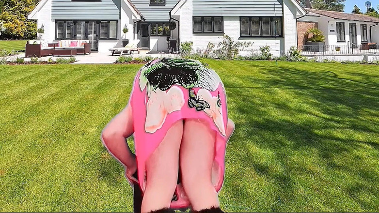 Kitty_Cross: シャイな笑顔でシアートップスを着る美しいフェムボーイ