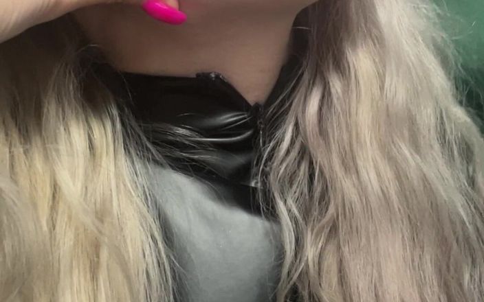 FinDom Goaldigger: Покажи мені свій язик!