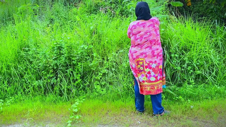 Aria Mia: Cur mare sexy fată musulmană frumoasă sex Vlog în stațiunea junglă