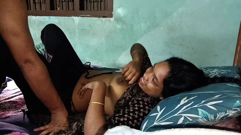 Illegal Couple: Ngentot gadis semok ini