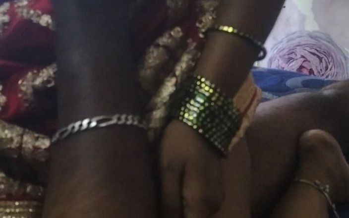 Funny couple porn studio: Tamilská manželka šuká s manželem zepředu i zezadu