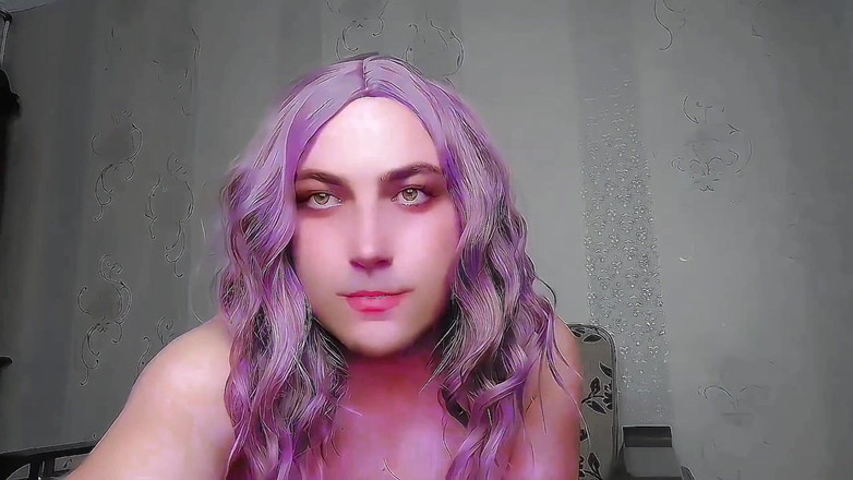 Kitty_Cross: Adorabila Sissy Twirling în rochie strălucitoare în stil prințesă