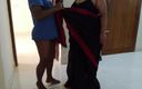 Aria Mia: Hijastro follando mientras usa tía caliente tamil en sari para...