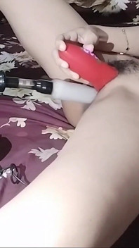 Mijn dildo-speelgoedseksmachine proberen met een partner