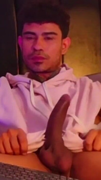 Hand Job Boy Looking a Video Porn Online