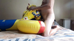 Inflatable Lovers: Jízda na nafukovacím