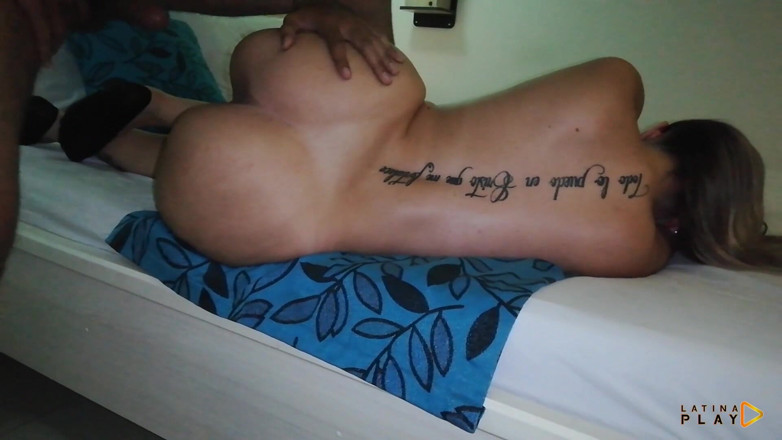 LatinaPlay: Big Booty Blonde MILF with Huge Tits and Fat Ass...
