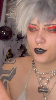 Fetiș cu ruj Instrucțiuni de masturbare Labă Încurajare masturbare tabu ruj negru murdar Vorbește cu glitterqueen1999