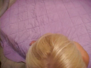 Handjob Slut Queens: Šťastný chlap dostává honění od kočičky