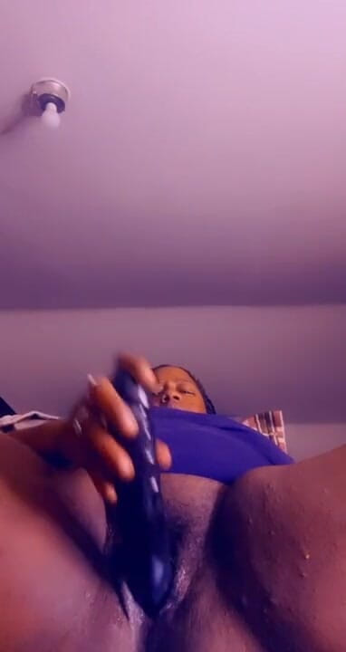 Desirable_Passion: Arzu edilen tutku dildosuna boşalıyor