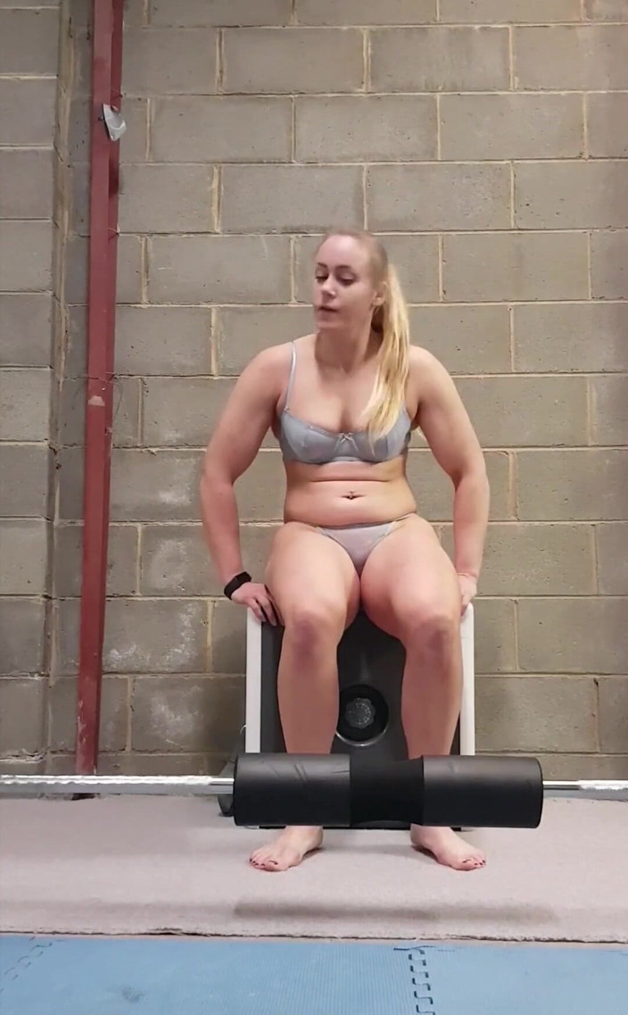 Michellexm: ブルーランジェリーでトレーニング パート2